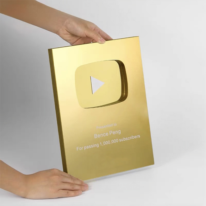 Custom Metal Trophy Corporate  - Home Decor Video 评论和价格